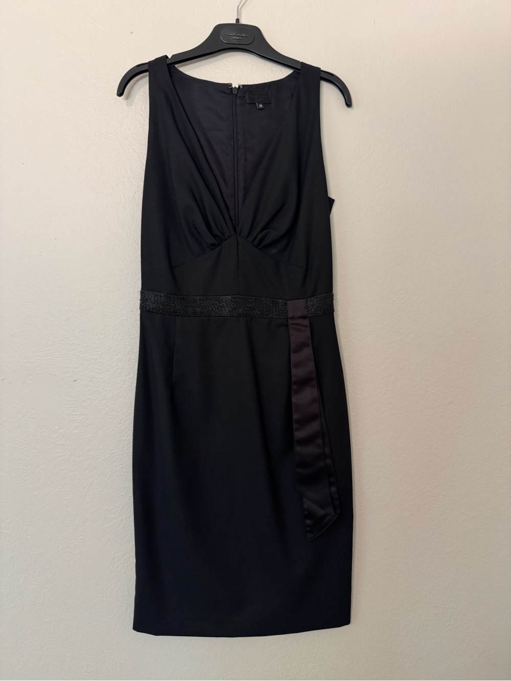 Stunning Classic Black Sleeveless Cocktail Dress